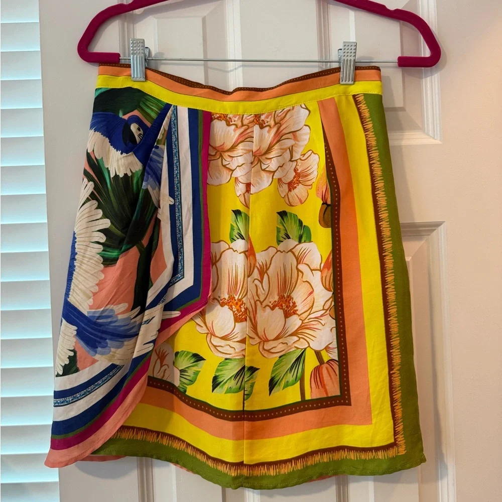 FARM Rio Blue Parrot Pencil Skirt - Picture 2 of 3